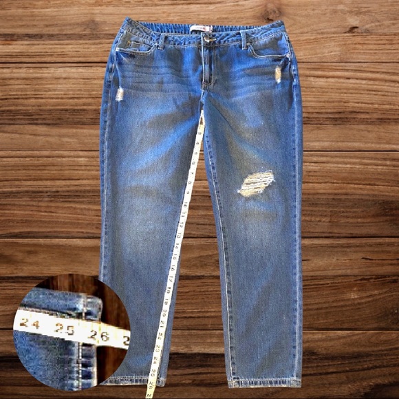 JustFab | Distressed Boyfriend Ankle Jean. - Picture 4 of 11